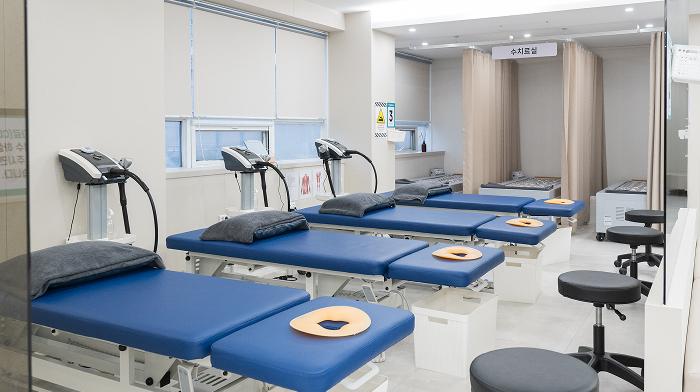 부산 문현본튼튼의원